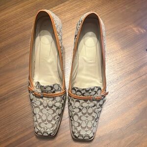 Vintage Coach Heels. Size 8